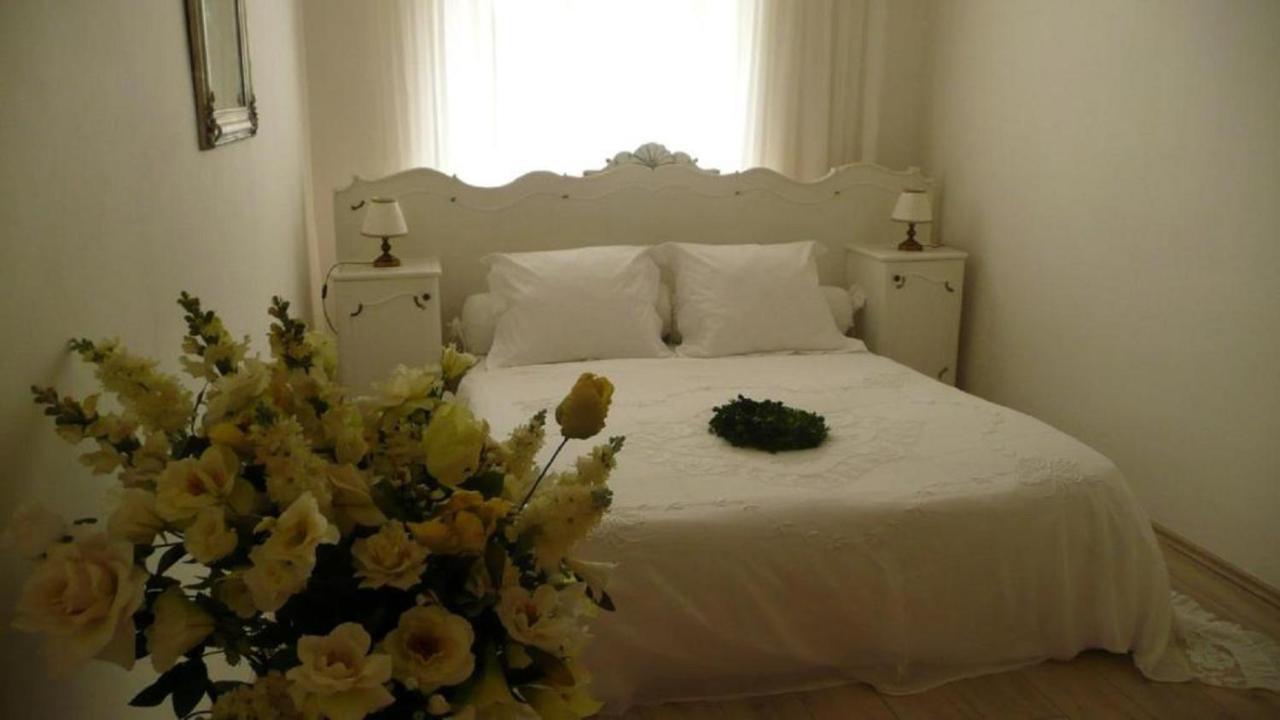 Apartment Dum U Cerneho Beranka Прага Екстер'єр фото